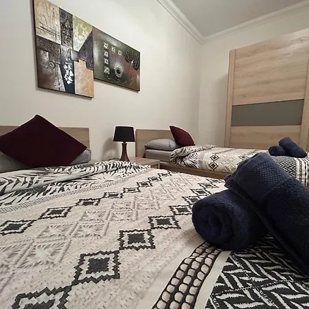 Ferry Ultracentral Location Valletta View Apartament Sliema