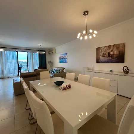 Ferry Ultracentral Location Valletta View Apartment Sliema